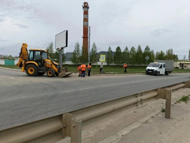 🚜 В Козьмодемьянске начались работы по ремонту одной из самых длинных магистралей города – улицы Гагарина. Улица Гагарина являлась одной из проблемных в городе по своему дорожному покрытию.