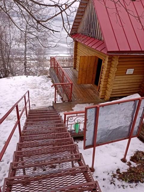 Крещенских купаний в проруби на Волге не будет, так как лёд на реке имеет недостаточную толщину и структуру.