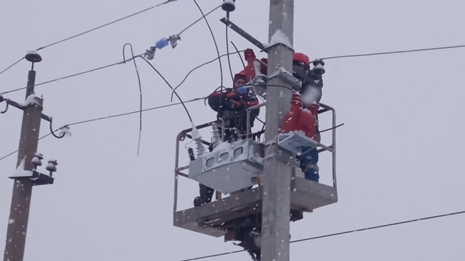 В Медведевском районе три деревни остались без электричества