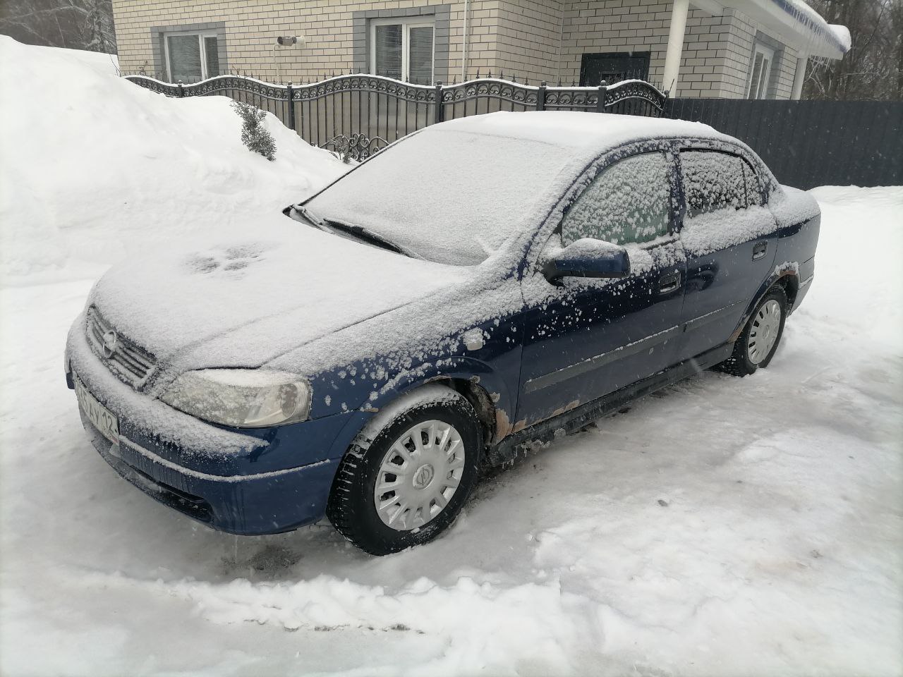 🔥🚗 В Козьмодемьянске пожарные не дали огню уничтожить автомобиль