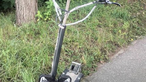 В Козьмодемьянске автоинспекторы исключили из участия в дорожном движении подростка на электросамокате с техническими характеристиками мопеда.