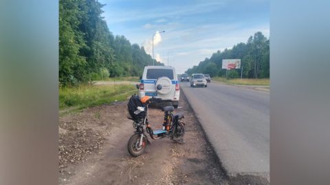 На 10 суток арестовали жителя Марий Эл за поездку на электровелосипеде без шлема и пьяным