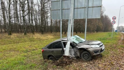 В Марий Эл на автодороге «Козьмодемьянск — Большой Сундырь» водители снесли несколько опор ЛЭП
