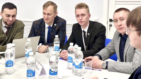 В Йошкар-Оле состоялась первая стратегическая сессия Молодёжного парламента