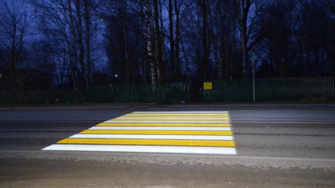 В этом году на 9 участках дорог в Марий Эл появилась светящаяся разметка