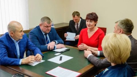 В Козьмодемьянске отремонтируют дорогу, а в Куженере оборудуют освещением путь к детсаду